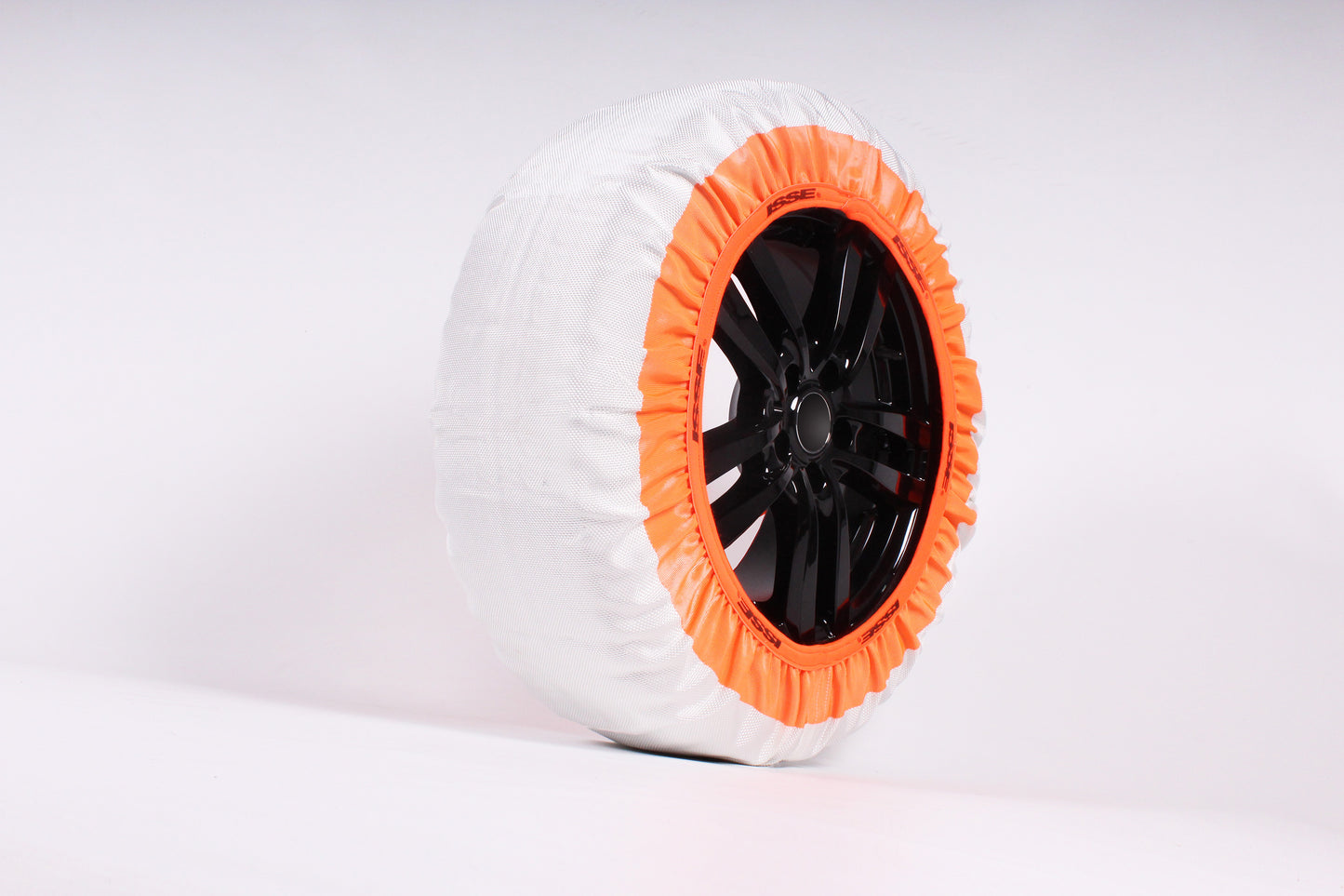 Lanturi de zapada textile montate pe anvelope | antiderapant.ro